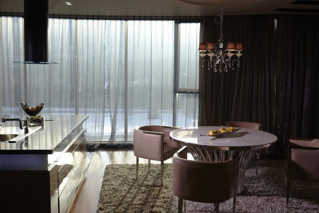 Hotel Emirates Σόφια Εξωτερικό φωτογραφία